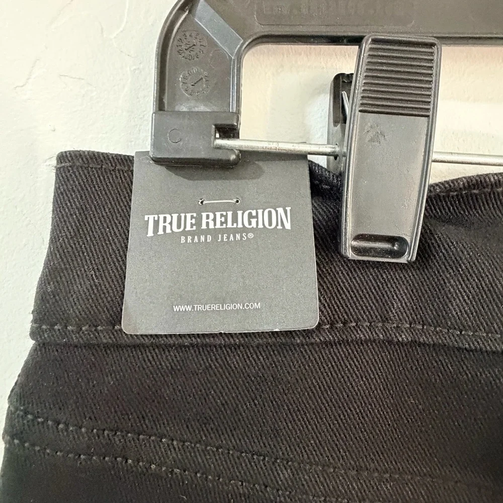 True Religion RICKY RED SINGLE NEEDLE FLAP STRAIGHT JEAN 29x34